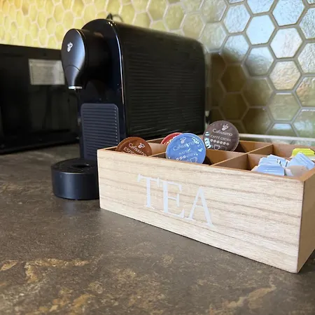 Frankfurt Work And Rest- 4 Bedrooms- 2 Wcs- Free Parking- 5 Queen Size Beds- Fast Wifi- Roller Shutters アパート Rodenbach