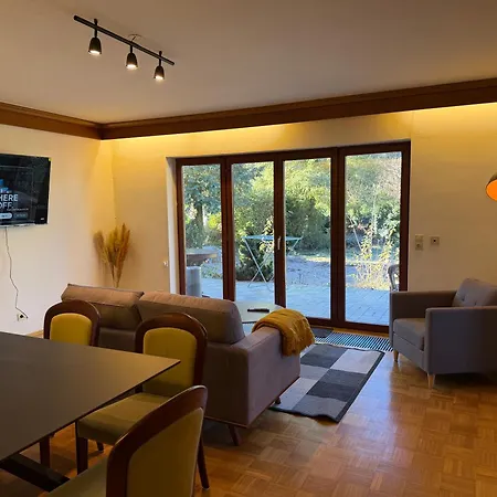 アパート Frankfurt Work And Rest- 4 Bedrooms- 2 Wcs- Free Parking- 5 Queen Size Beds- Fast Wifi- Roller Shutters Rodenbach