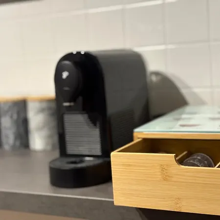 アパート Frankfurt Work And Rest- 4 Bedrooms- 2 Wcs- Free Parking- 5 Queen Size Beds- Fast Wifi- Roller Shutters Rodenbach