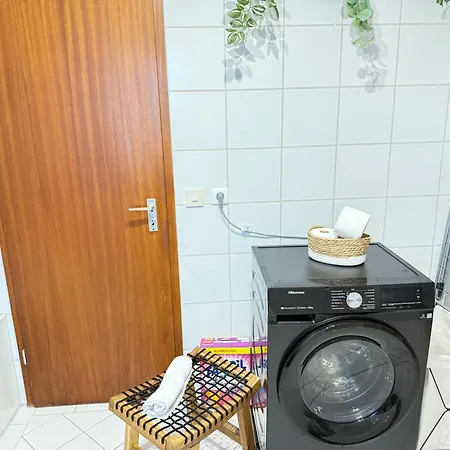 アパート Frankfurt Work And Rest- 4 Bedrooms- 2 Wcs- Free Parking- 5 Queen Size Beds- Fast Wifi- Roller Shutters