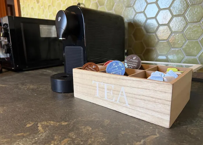 Frankfurt Work&rest- 4 Bedrooms- 2 Wcs- Free Parking- 5 Queen Size Beds- Fast Wifi- Roller Shutters Appartement Rodenbach (Main-Kinzig)